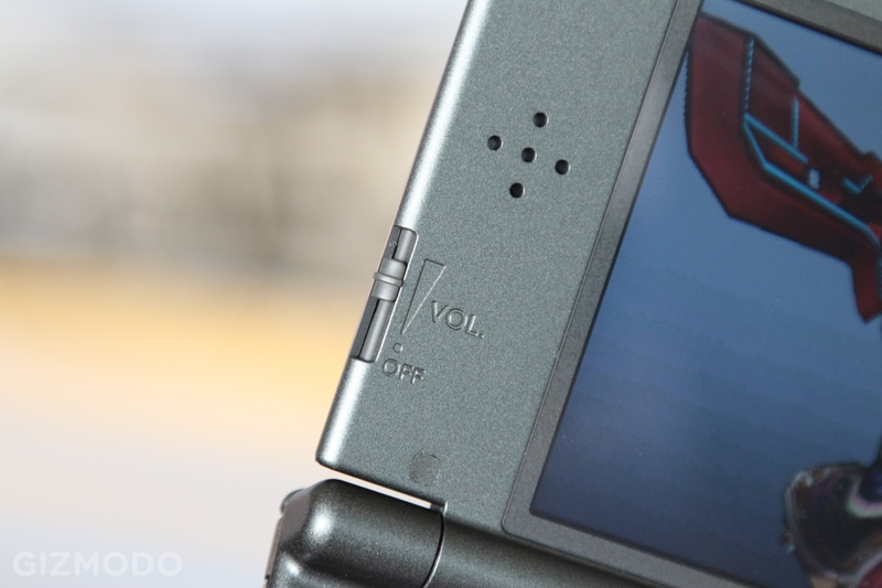 Illustration for article titled I Used the New 3DS On a Train and Didn't Want to Throw Up